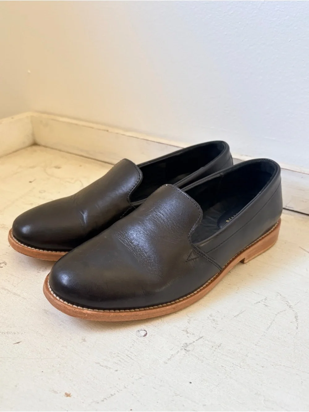 Portland Leather Patina Black Leather Round Toe Women’s Loafers‎ 8.5 Slip Ons